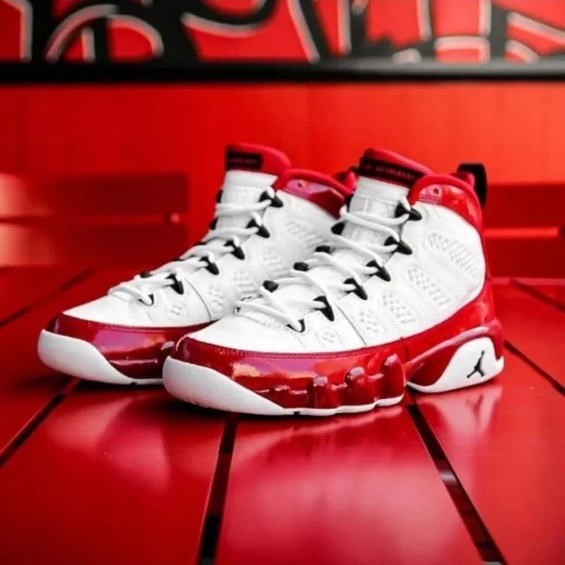 Air Jordan 9 Retro &quot;White/Gym Red&quot;