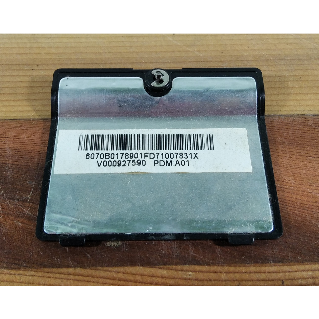 Casing Tutup Wifi Laptop Toshiba Satellite M200