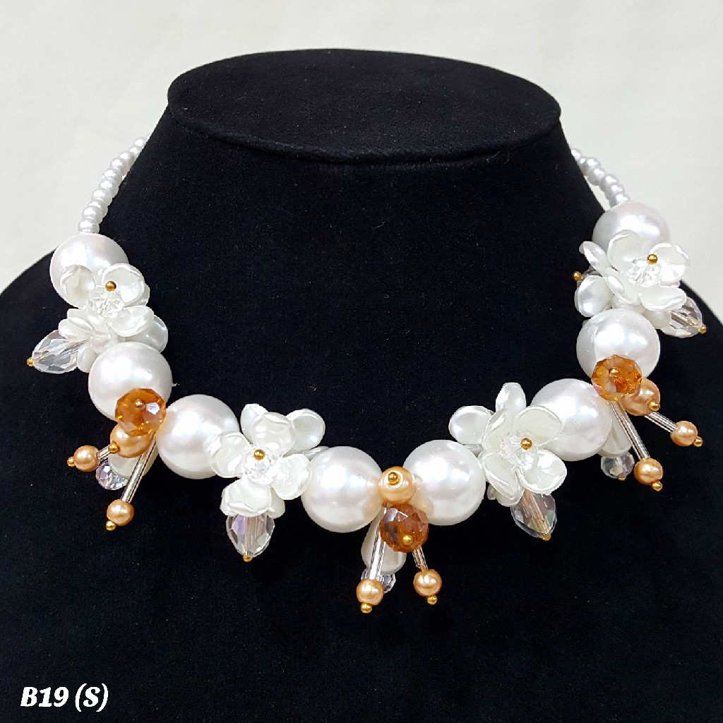 Kalung Hijab Beads Necklace Crystal Kalung Kondangan Kelopak Bunga - KH014