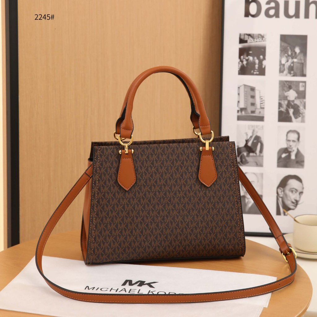 2245 Signature Marilyn Bag