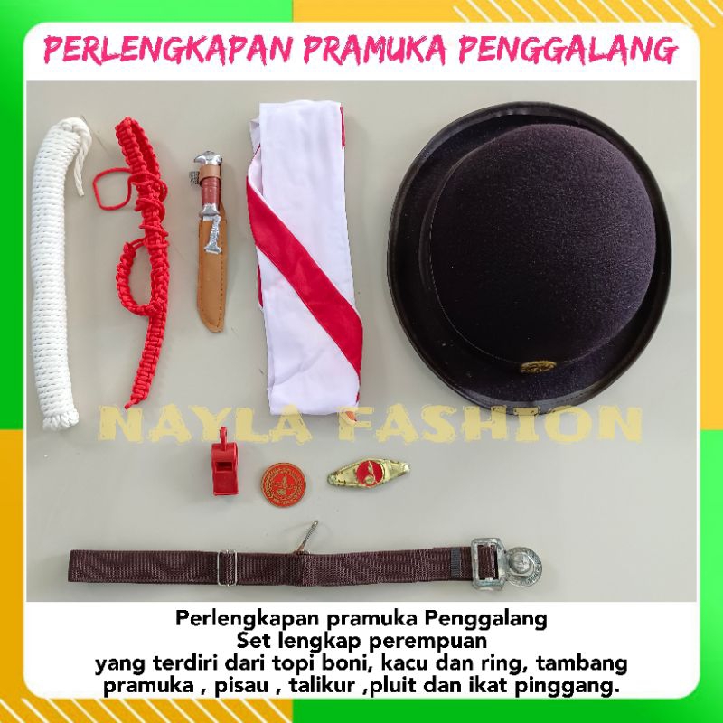 Perlengkapan alat Pramuka perempuan topi boni SD