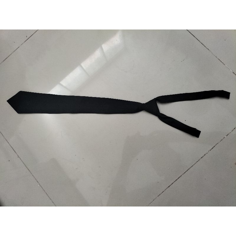 Dasi Kerja/Ospek/Sekolah instan Hitam Keren