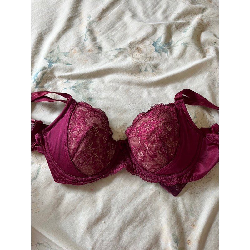bra st yves NEW, ORI, TAG ADA