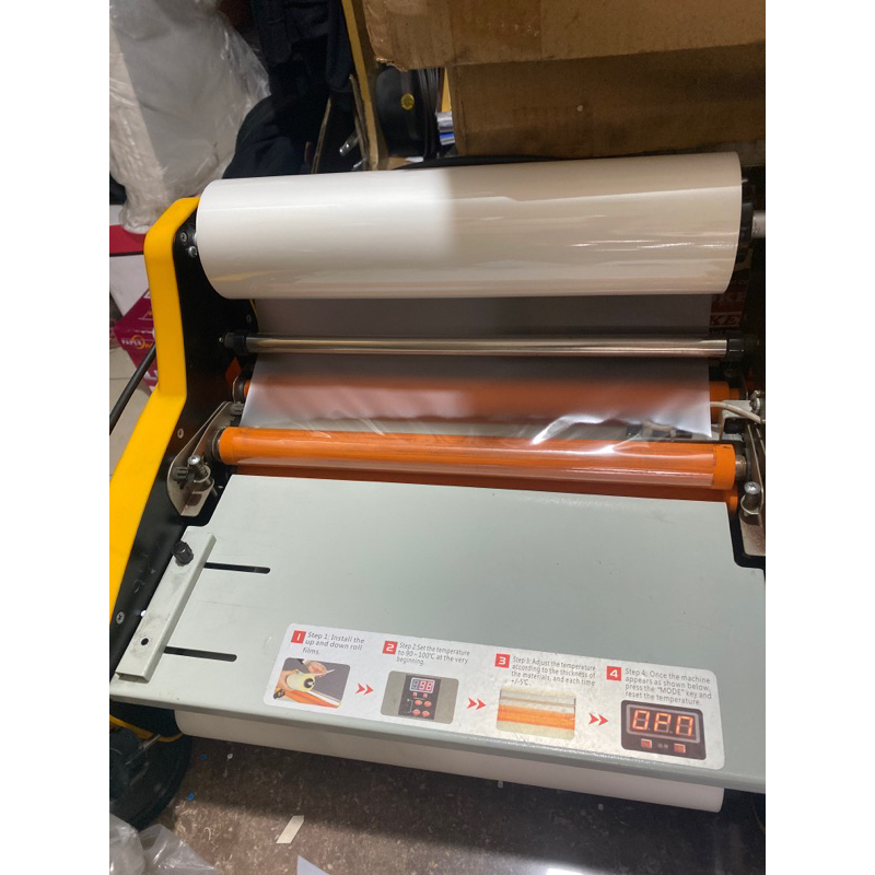 

jasa laminasi A3+ glossy dan doff