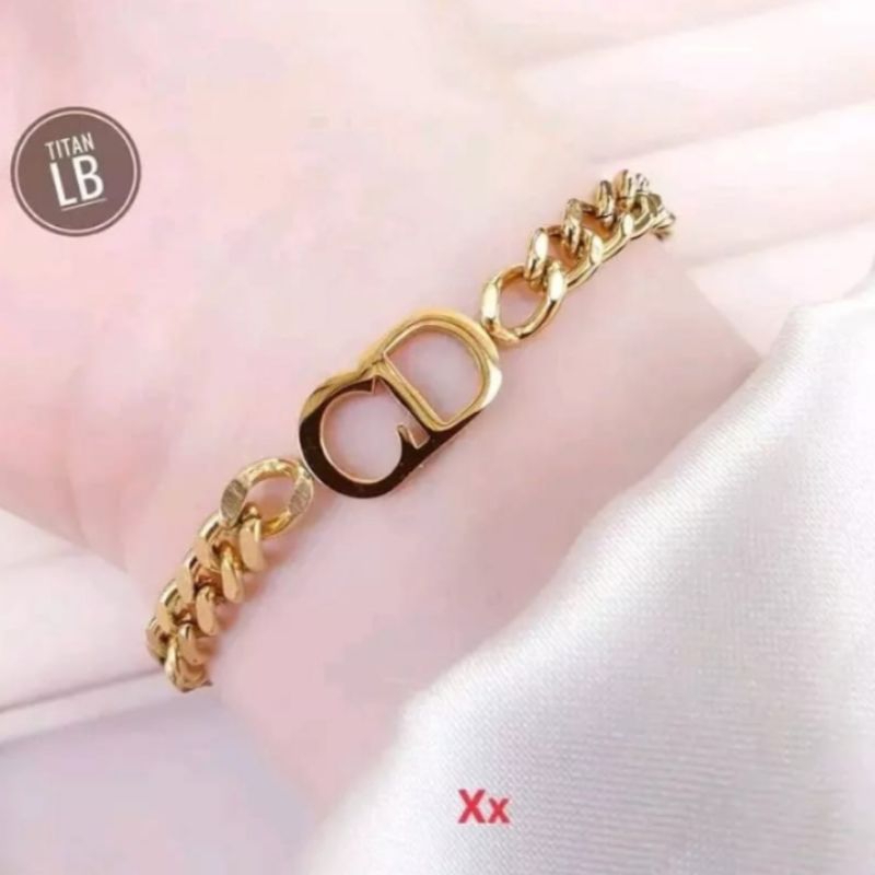 Gelang tangan Rantai  Motip CD Gold terlaris