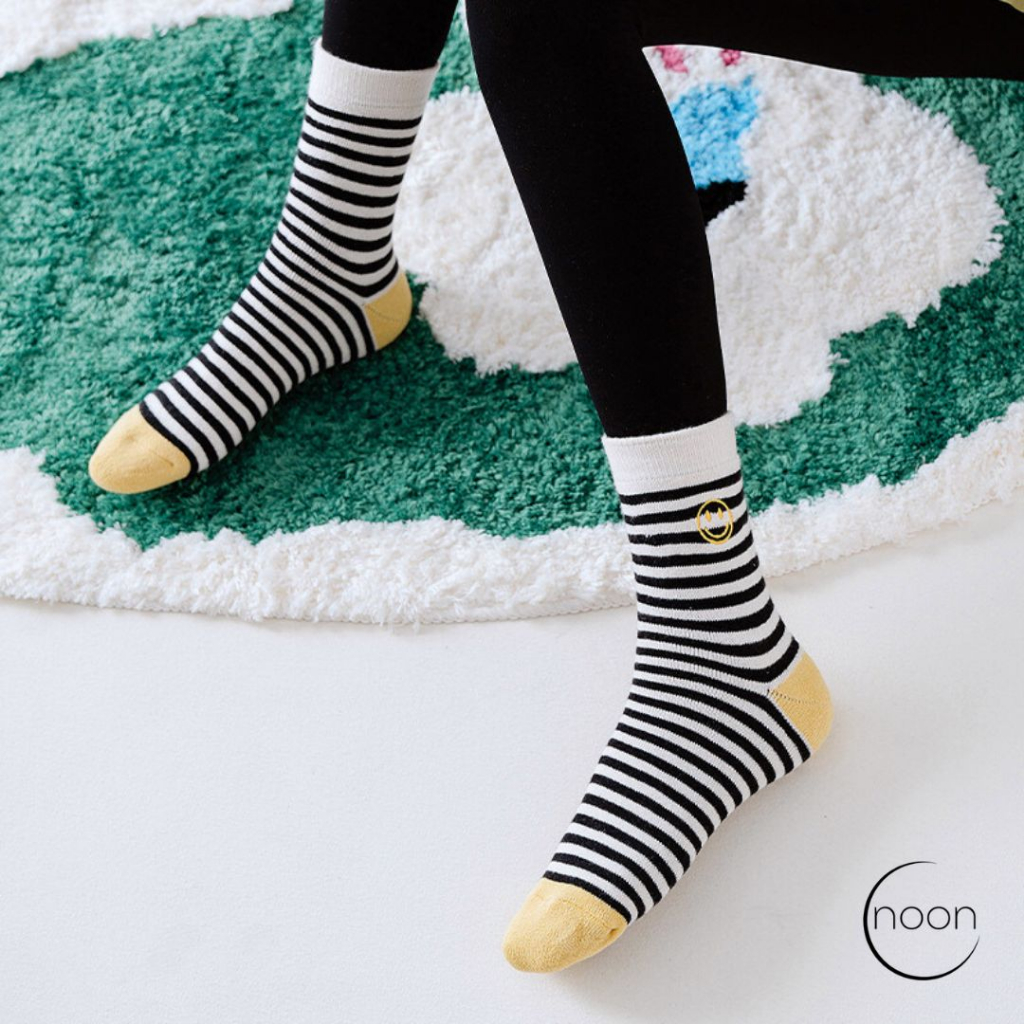 NOON ( say 'sleeep!' / '잠!' ) Kaos Kaki Tidur Tebal Hangat Winters Socks Panjang Sebetis Wanita Korea Motif Lucu Anti Slip Korean Bulu Style Polos SMA Yoga Miniso Muslimah Sekolah Korea Olahraga Perempuan Motif Imut Import Grosir Lusinan Murah