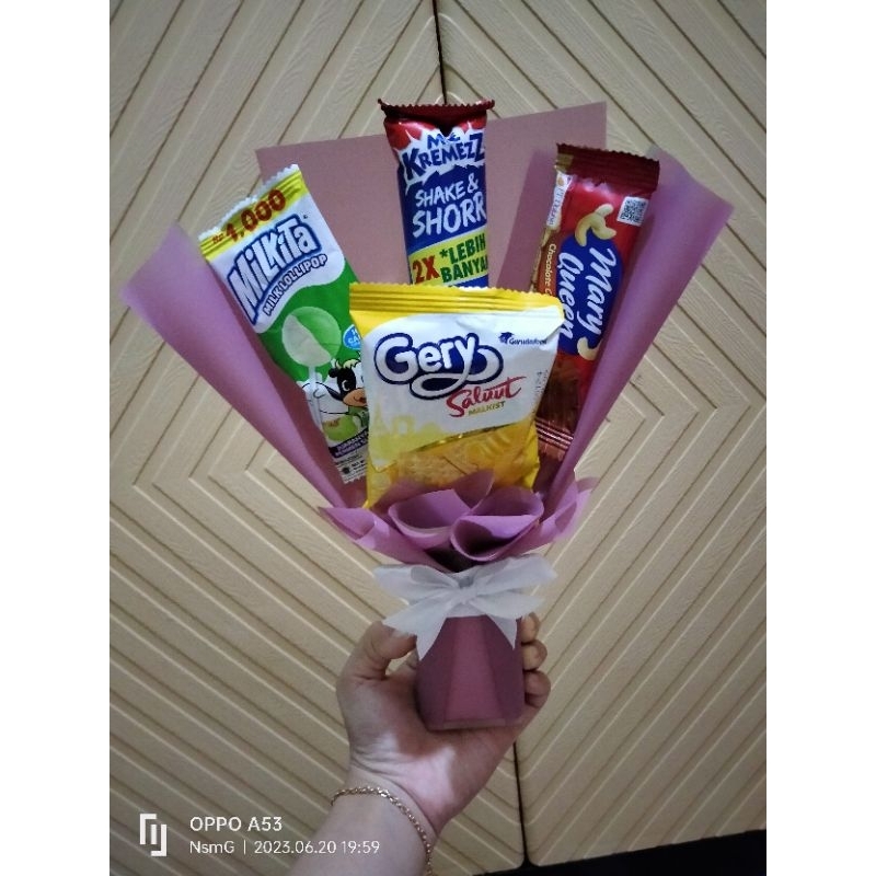 

MINI BUKET SNACK | BUKET WISUDA TK/PAUD