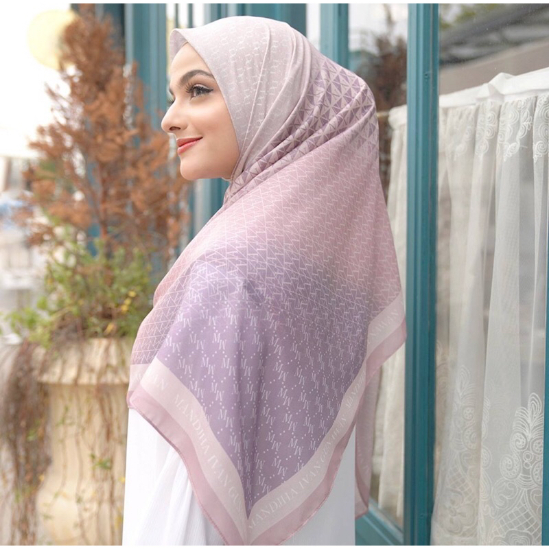 HIJAB IVAN GUNAWAN | SEGI EMPAT IGUN