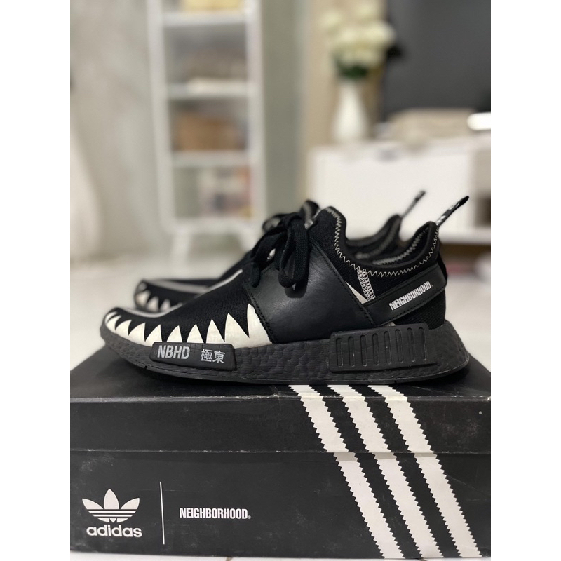 Adidas nmd neighborhood core black