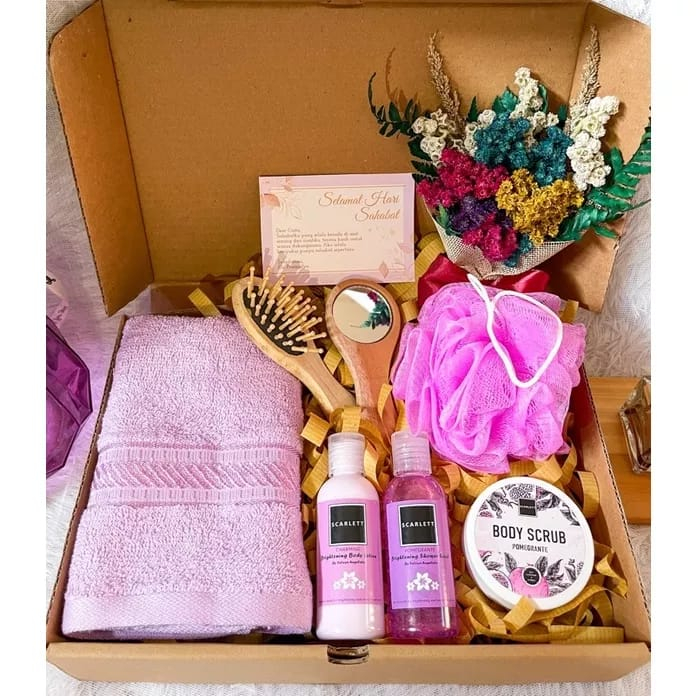 

HAMPERS ANNIVERSARY KADO ULANG TAHUN / HAMPERS TRAVEL PACK NEW