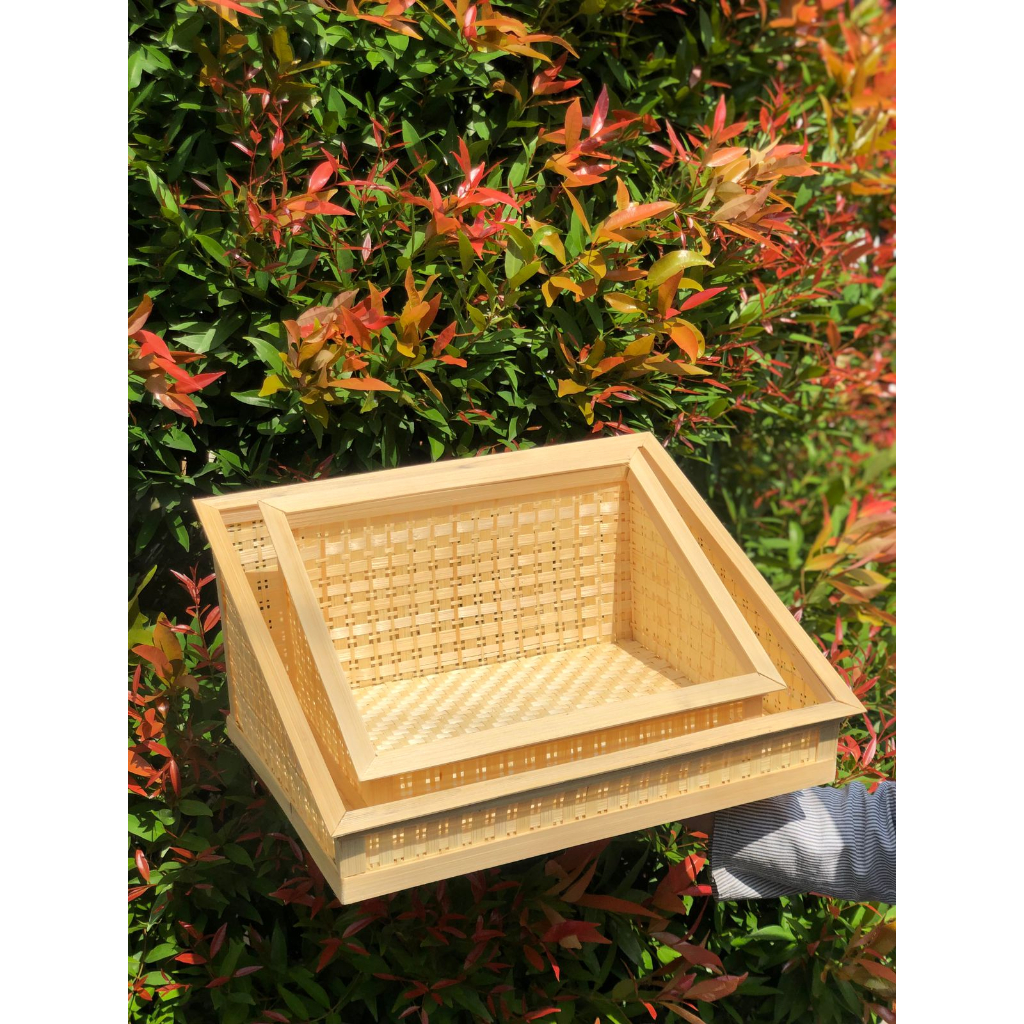 DISPLAY BAMBU/WADAH HAMPERS BAMBU/KERANJANG SENDER/PARCEL BAMBU/WADAH PARSEL/KERANJANG MIRING