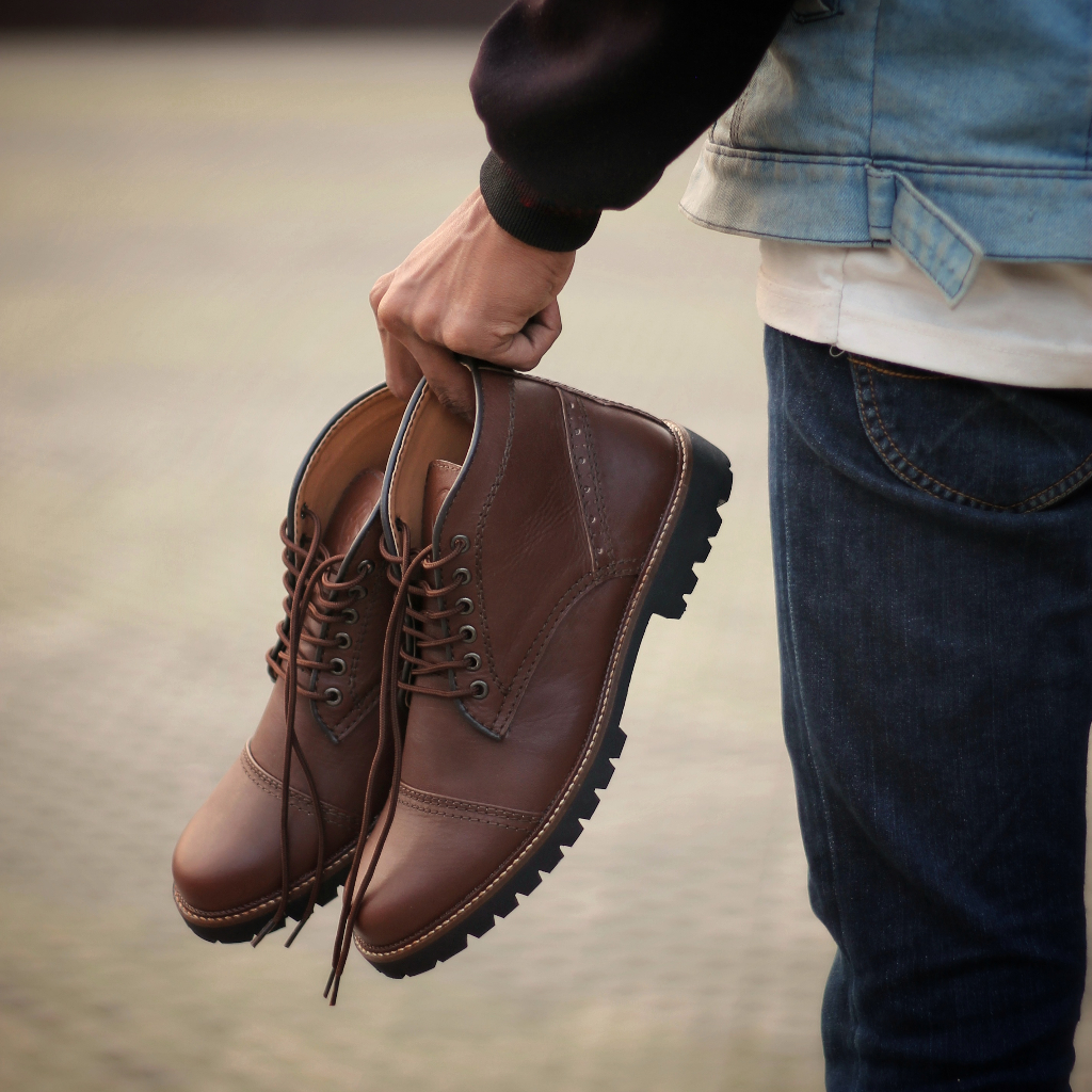 Sepatu Boots Pantofel Kulit Asli Pria Casual Shoes Boot Men Cowok Laki Bikers Semi Formal Kerja Kantor Kuliah Original Reyl Acoustic Brown