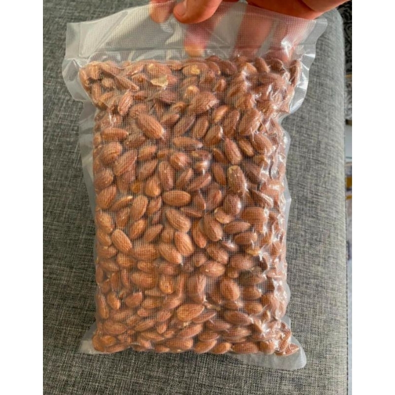 

KACANG ALMOND ROASTED 1KG