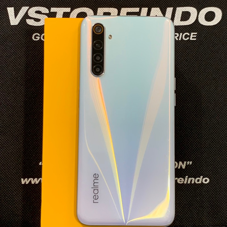 Realme 6 4/128 GB Ex Resmi Realme Indonesia Second Bekas Seken Ori