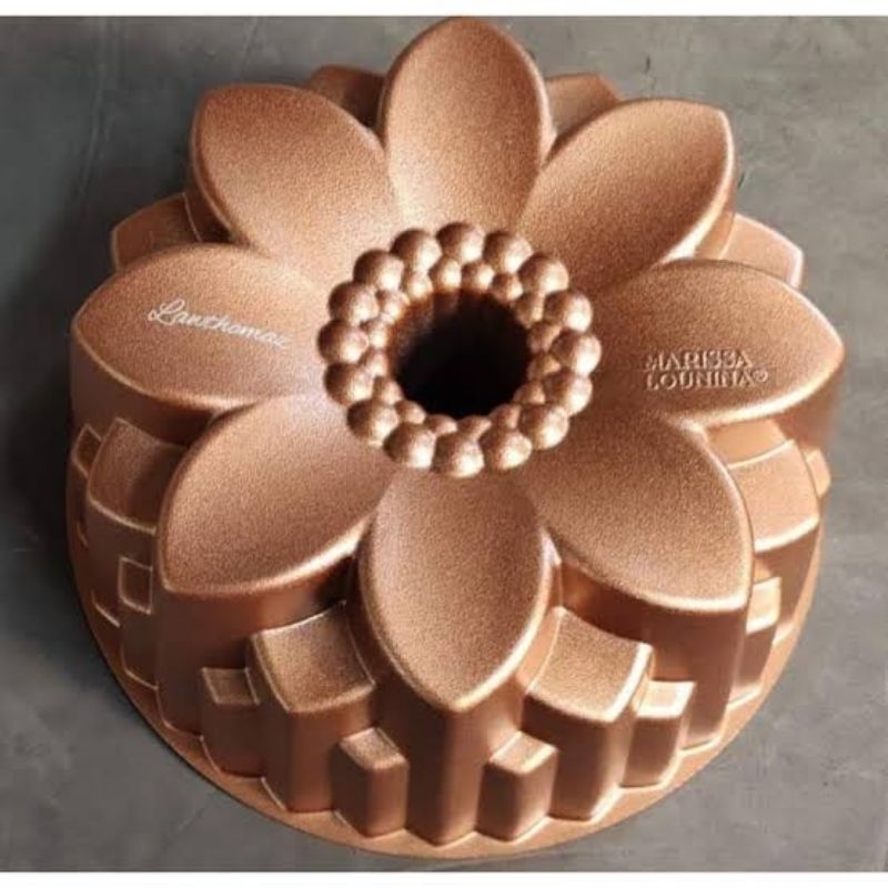 Loyang Cake & Cetakan Puding Marissa Pan (Law Thomas)