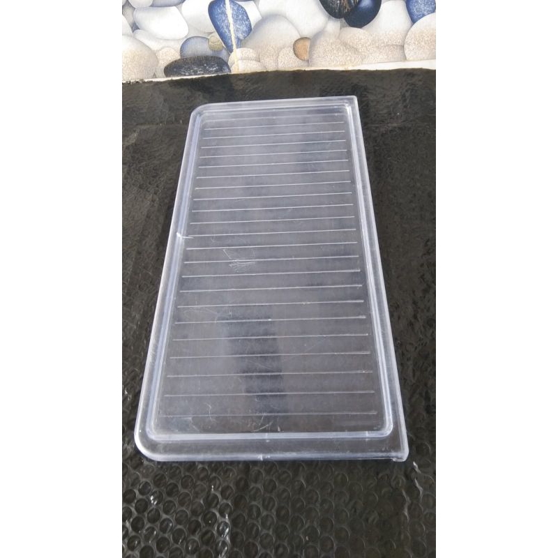 Rak kulkas sharp 2 pintu rak tatakaan bagian pintu atas kulkas sharp 2 pintu