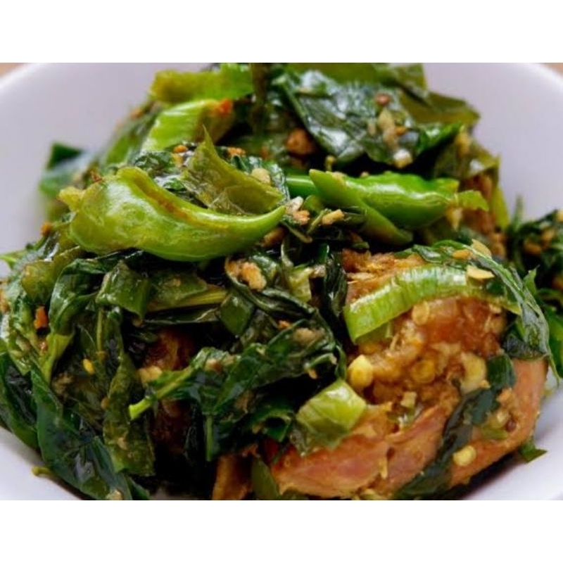

Ayam Ganemo Khas Manado 1 ekor 8 potong