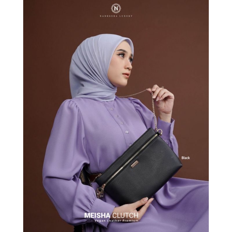 Meisha clutch by Nadheera Luxury Ori