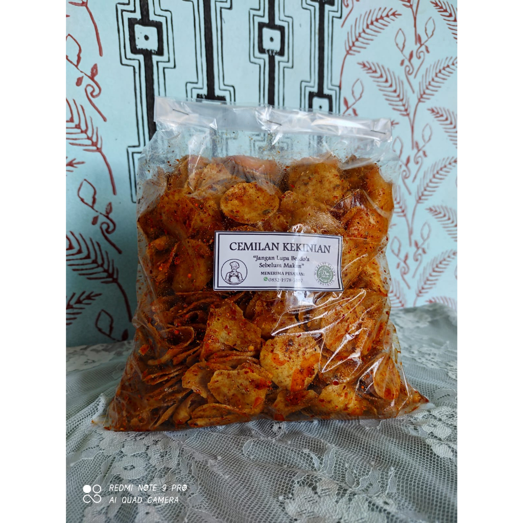 

Keripik Moring/Keripik Pedas/Keripik Gurih Cikruh HOMEMADE (1KG / 1000 Gram)