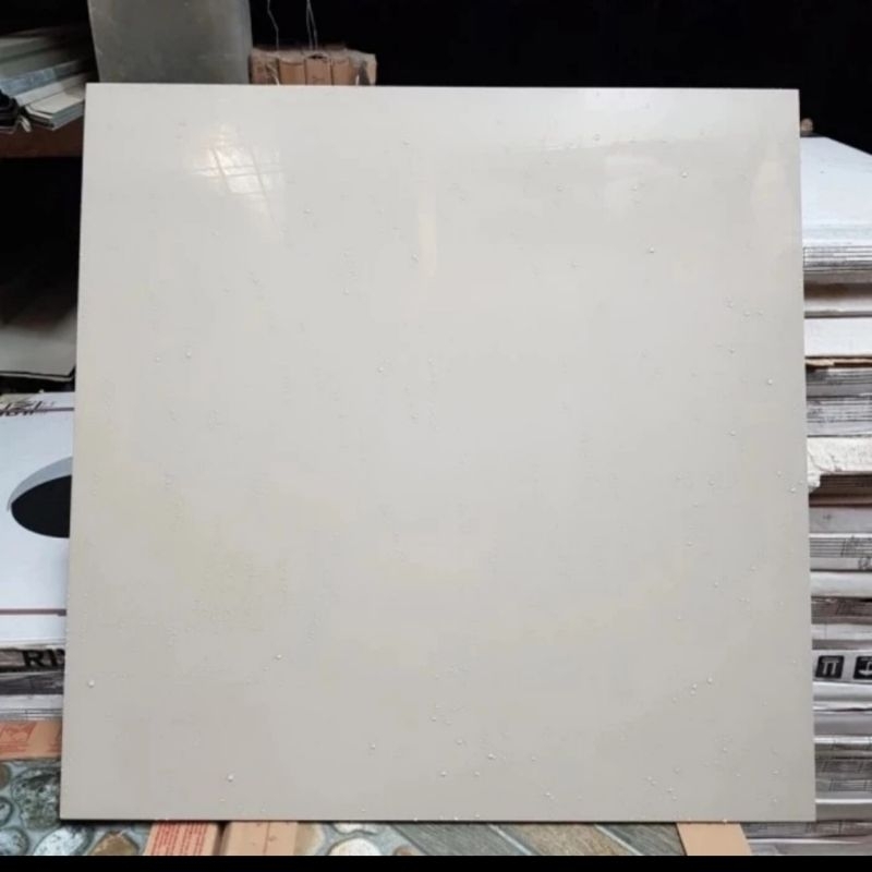 granit lantai cream polos kualitas 1 uk 60×60 by Rixo