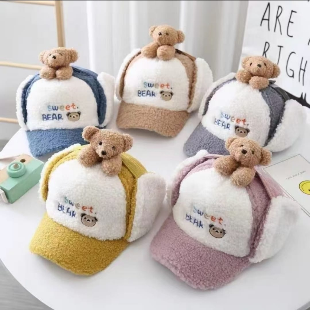 Topi Anak Beruang telinga pompom bunyi kerincing Rattle / Topi Sweet Bear / Topi Rabbit Carrot / Fleece Domba CBKS VC