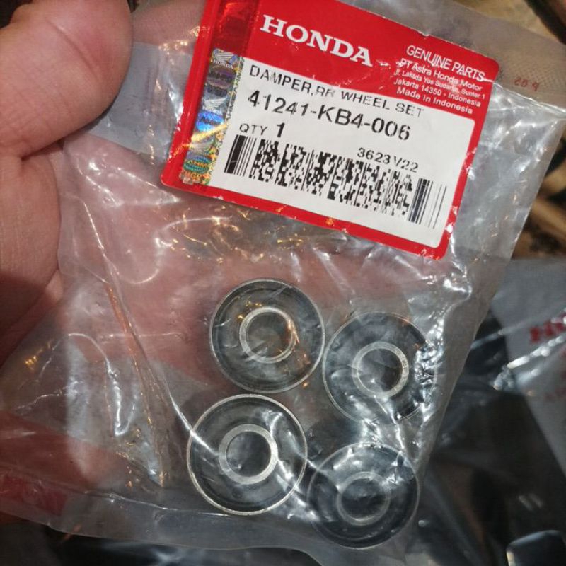 41241 KB4 006 Bush Damper BOS TROMOL BELAKANG set 4pc TIGER REVO CW DD CAST WHEEL original