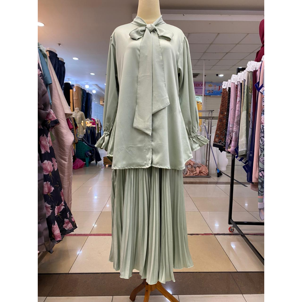 One Set Rok Plisket Satin Premium By SS