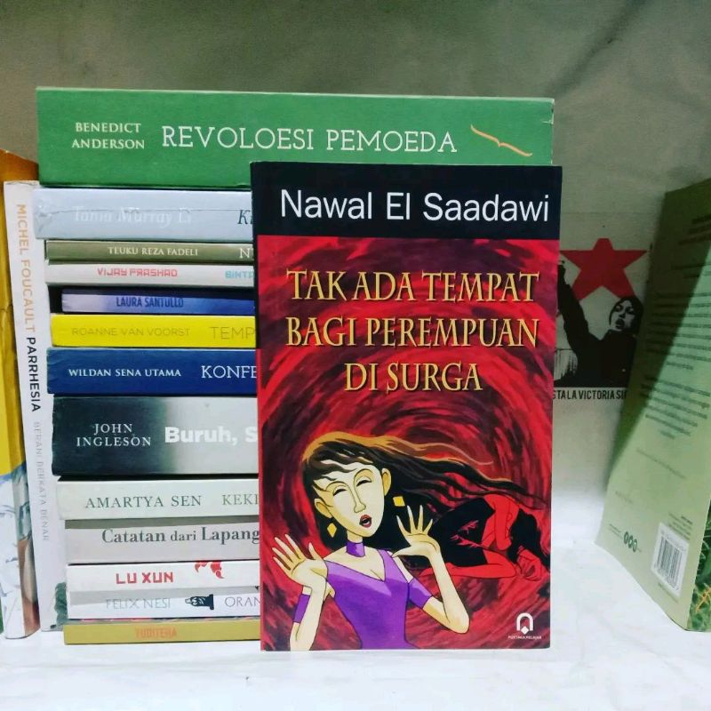 Buku-buku Nawal El Saadawi / Jatuhnya Sang Imam / Tak Ada Kebahagiaan Baginya / Wajah Telanjang Pere