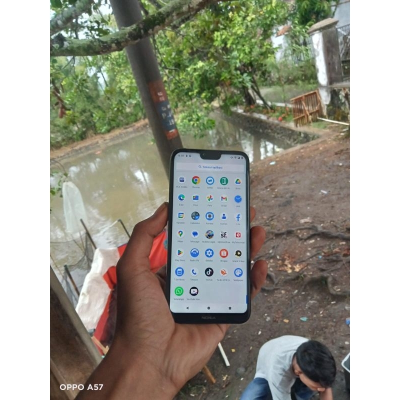 NOKIA 6.1 plus ram 4/64  minus lecet pemakayan .