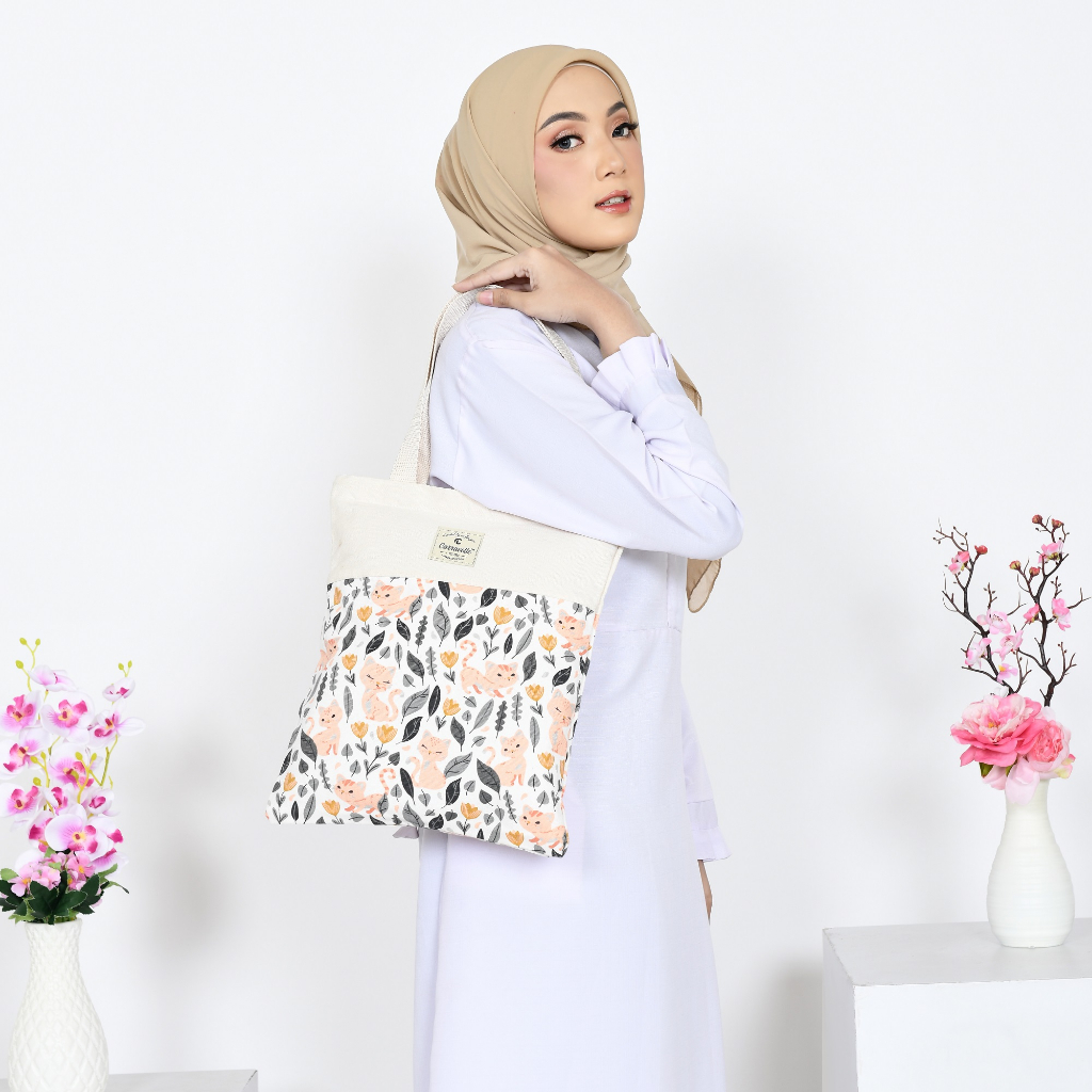 Tote Bag Resleting Wanita Bahan Totebag Kanvas Motif Aesthetic Model Kekinian Bahan Canvas Tebal Bisa Custom Sablon Untuk Tas Seminar Souvenir Gift Ulang Tahun dll