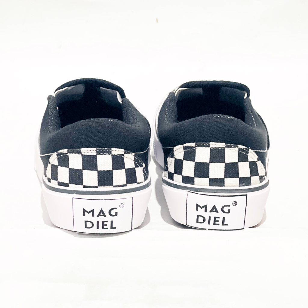 Magdiel - Sachy Sepatu Sneakers / Slip On Casual