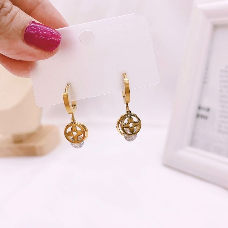 Anting Titanium asli Premium Quality Anti Karat Anti Alergi Anting Stainless steel Ori A92890