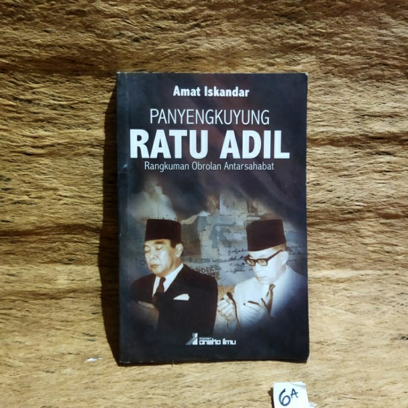 BUKU PANYENGKUYUNG RATU ADIL
