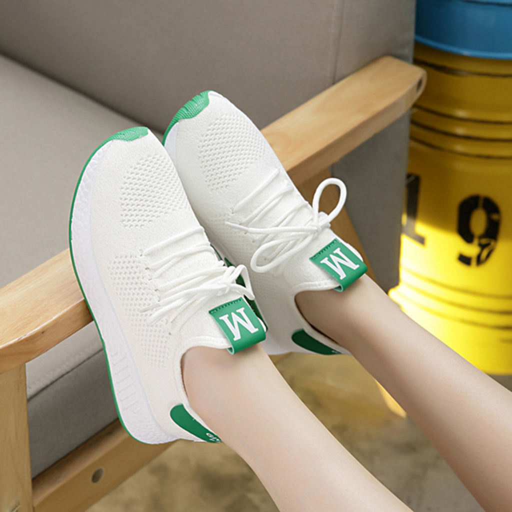 Sepatu Wanita Sneakers Import Kekinian Fashionable - S020