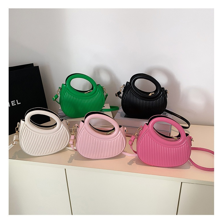 MADELINE Shoulder Bag Messenger Tas Bahu Tangan Mini Kondangan Fashion Wanita Konser New Fashion Simple Hand bag Lucu Barbie Chikoisme