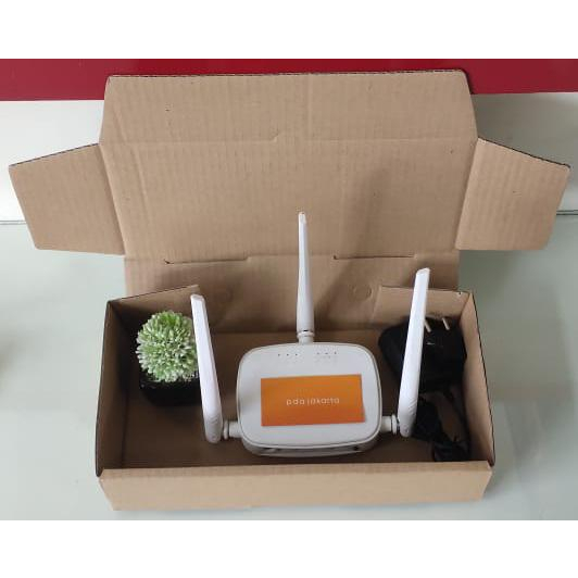 Tenda N318 Router Wiresless WiFi 300Mbps 3 Antenna