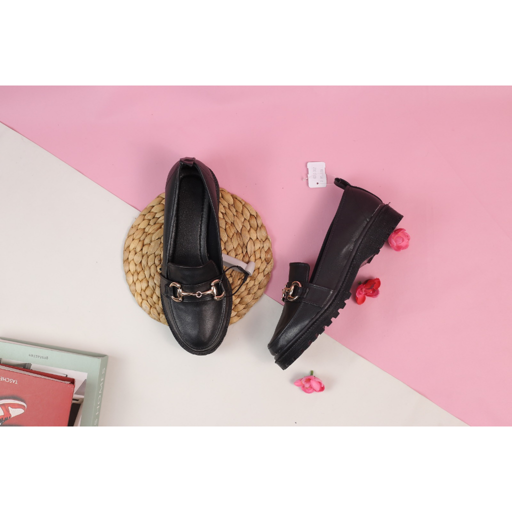 TERMURAHH!! Sepatu Docmart vs6265302-heels wanita-high heels wanita-sandal heels wanita-sendal heels wanita-sepatu heels