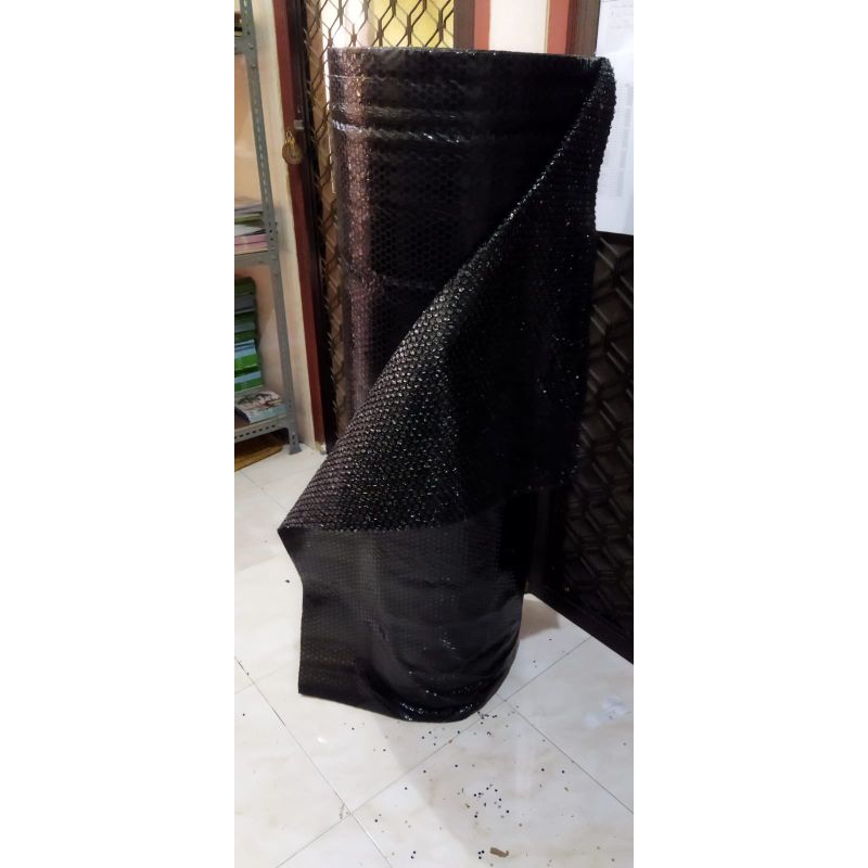 

EXTRA BUBBLE WRAP WARNA HITAM UNTUK PACKING