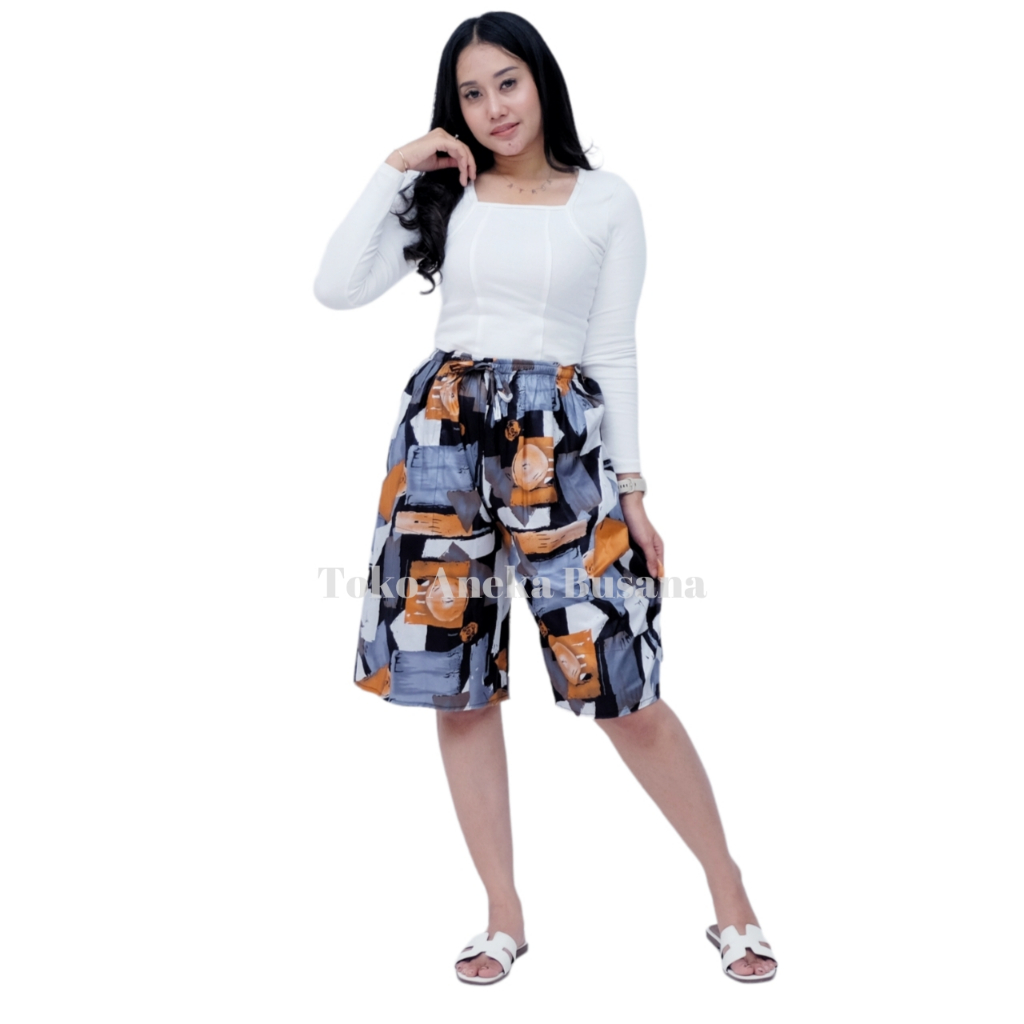 Celana Pendek Wanita 3/4 / Celana Kolor Wanita Rayon Jumbo Motif