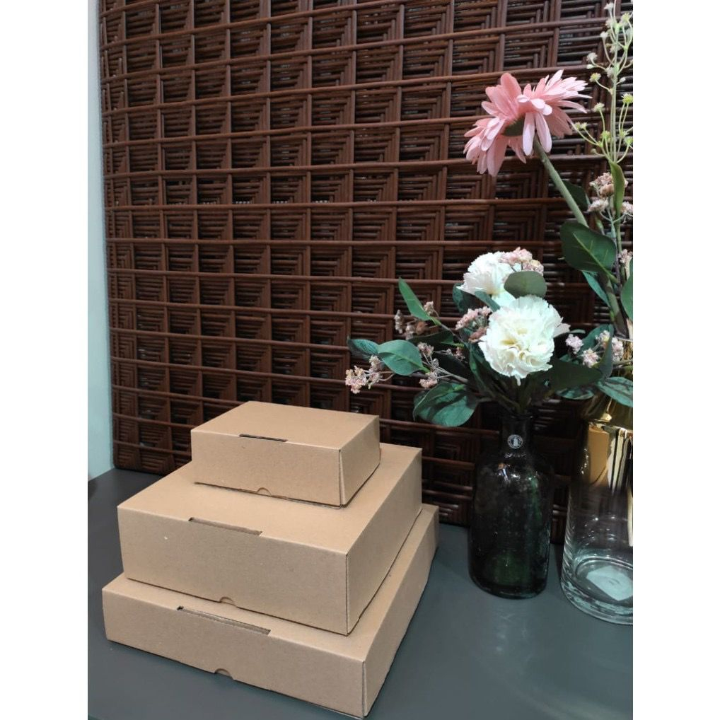 

KAMIRA - BOX KADO