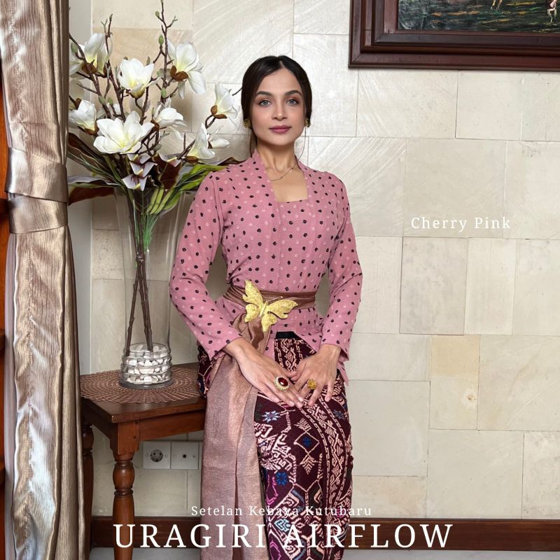 Setelan Kebaya Airflow Uragiri ( 1 set )