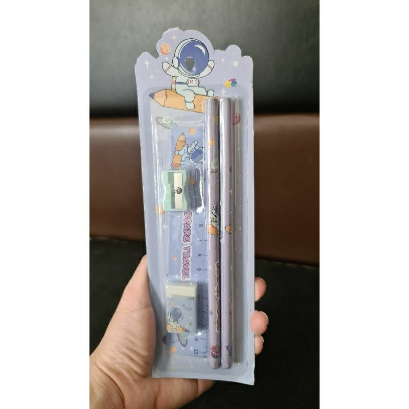 

Set Pensil Astronot lucu free Penghapus Rautan Penggaris lengkap muda