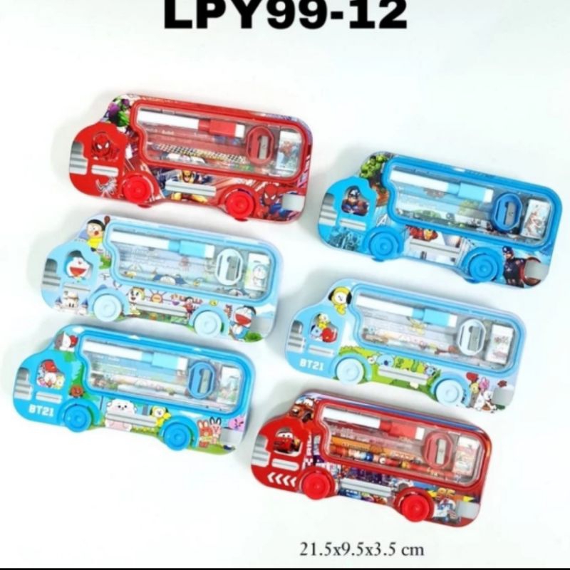 

Kaleng pensil mobil karakter ada papan tulis + isi / Tempat pensil mobil set papan tulis + isi alat tulis hello kitty, snow white, sofia, spiderman, avengers / Tempat pensil bis roda 2 susun set isi alat tulis/ Tempat pensil bis karakter ada roda