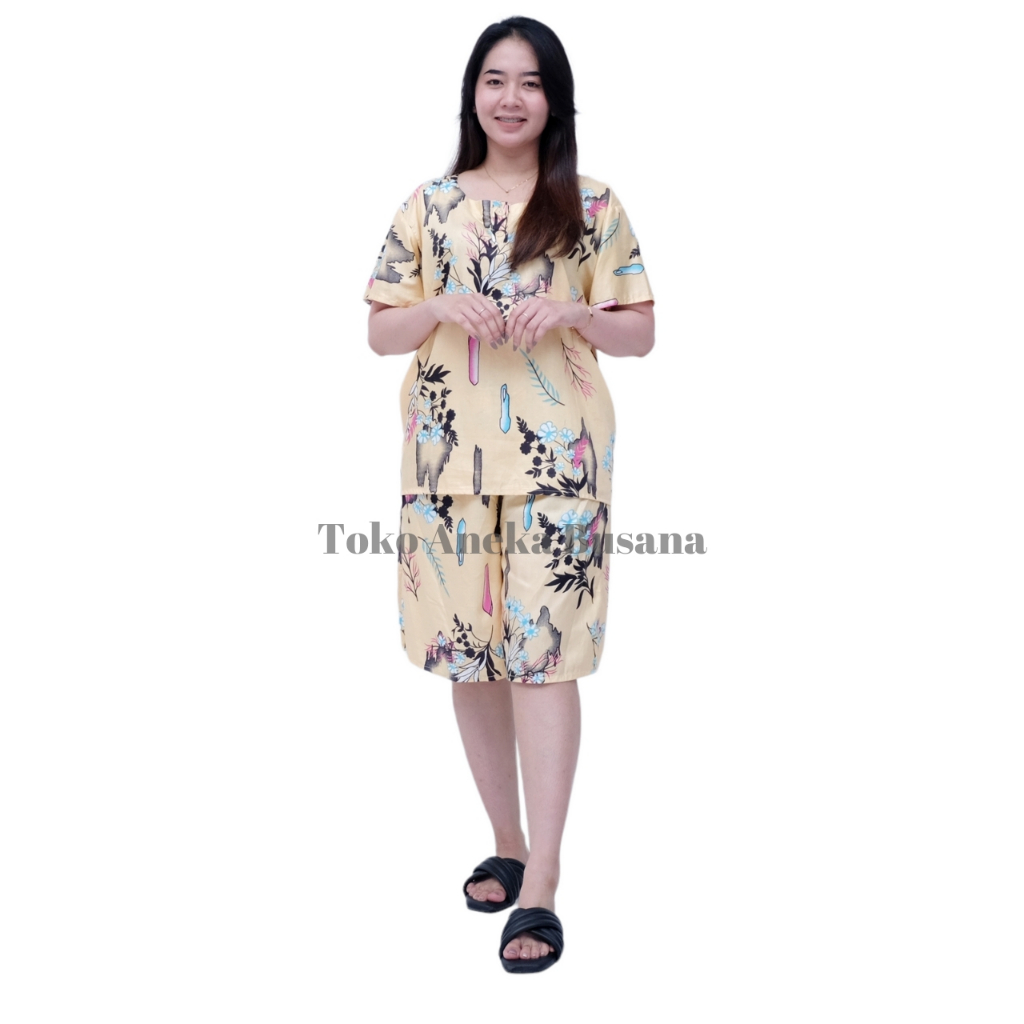 One Set Setelan Baju Tidur Piyama Pendek Motif Bunga Bahan Rayon