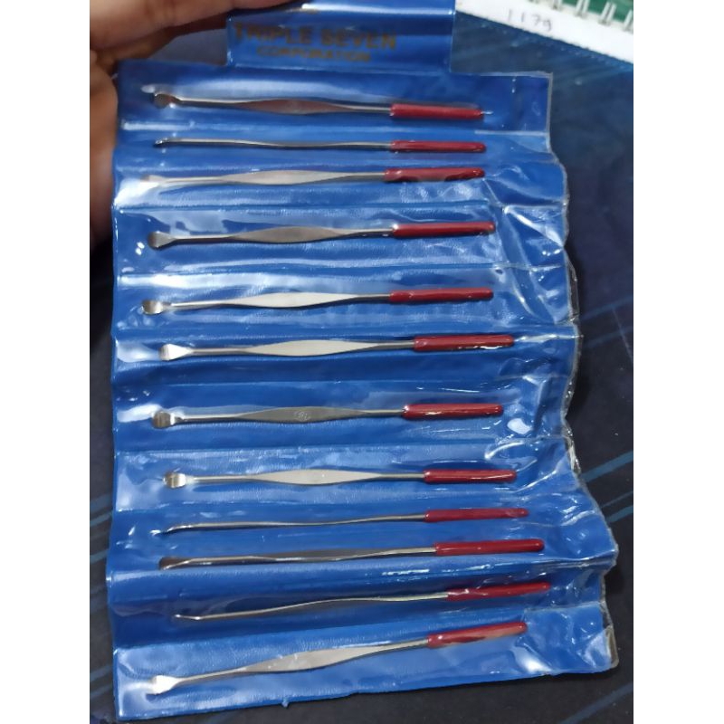 KOREK TELINGA Besi , korek kuping 777 ORIGINAL Three seven ( PER PCS )