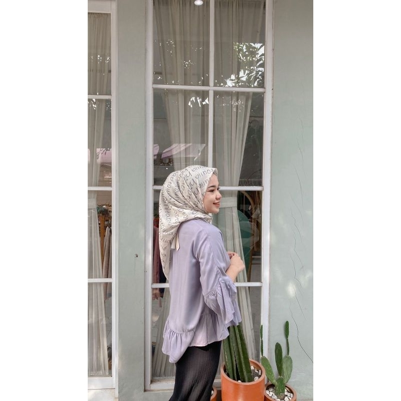 NAGITAA BLOUSE RUFFLE RAYON PREMIUM