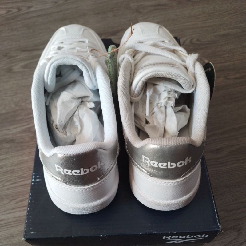 sepatu reebok GV8539