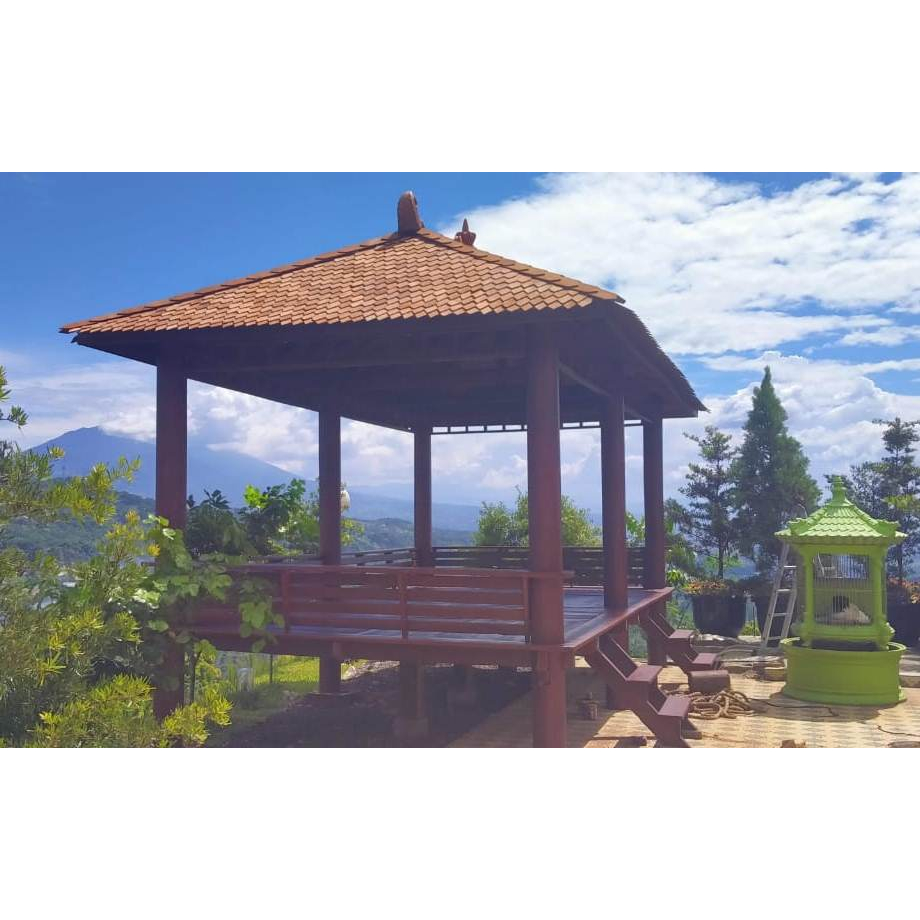 Gazebo Kayu Kelapa Ukuran 6x3 Meter Desain Minimalis Tiang Bulat Atap Sirap Kayu Ulin
