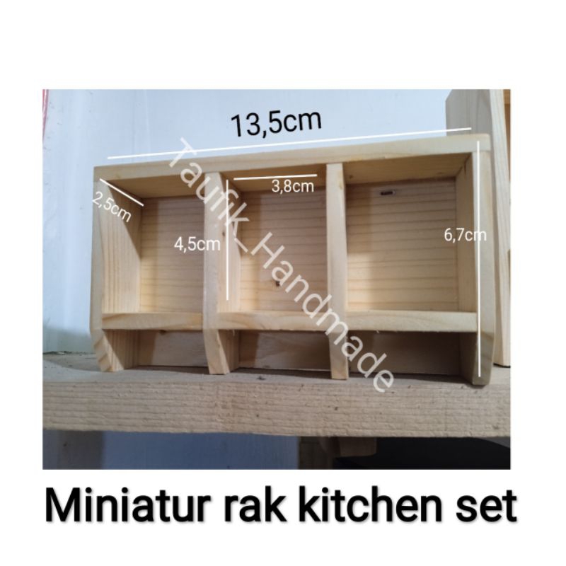 Miniatur rak kitchen set bahan kayu jati Belanda
