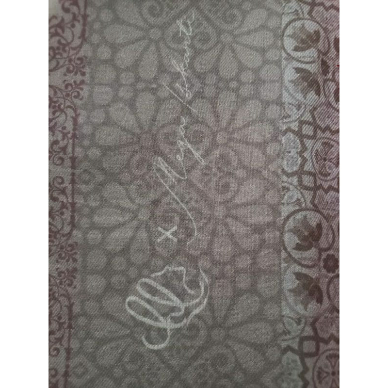 PL Heaven Lights Scarf x Megaiskanti